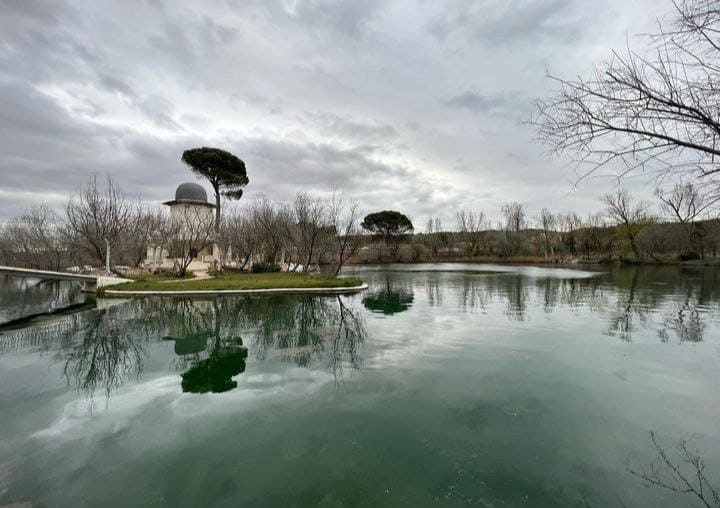 lago termal invierno